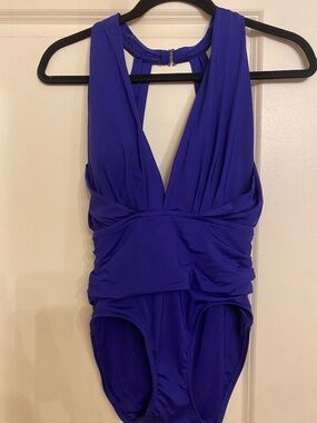 Badgley Mischka womens bathing suit - one piece size 4